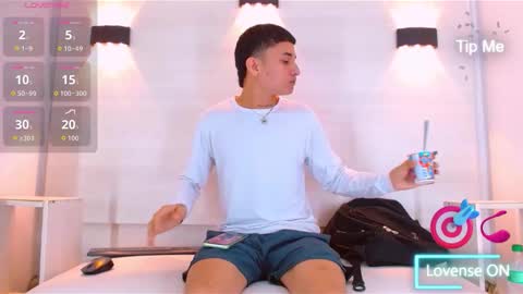 Snapshot of jeic_18 chatting on 09/17/25, 11:45 jeic 18 online show from 09/17/25, 11:45