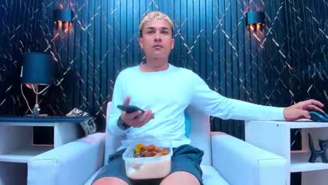 Snapshot of jeic_18 chatting on 11/04/25, 07:13 jeic 18 online show from 11/04/25, 07:13