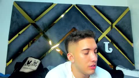 Snapshot of jeicob_stone1 chatting on 12/12/24, 11:25 JEICOB STONE online show from 12/12/24, 11:25