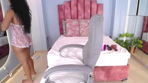 jeinnovemontenegr0 online show from 02/11/26, 11:59