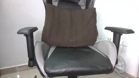 jeison_adam97 online show from 11/10/25, 05:12