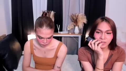 jelaimendoza13 online show from 12/13/25, 07:53