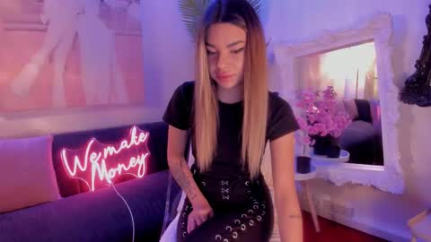 jelly__beanss online show from 09/18/25, 07:49