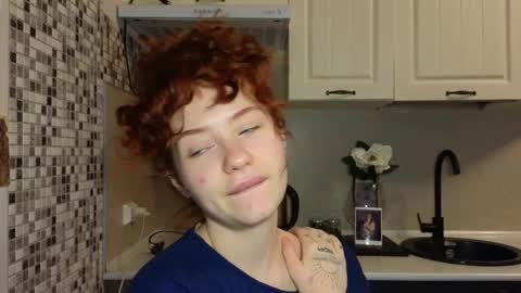 Snapshot of jelly_cherry chatting on 02/20/25, 05:12 Emily online show from 02/20/25, 05:12