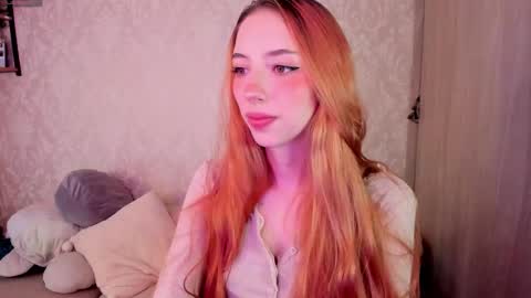 Snapshot of jelly_w5 chatting on 12/20/25, 11:23 Jelly online show from 12/20/25, 11:23