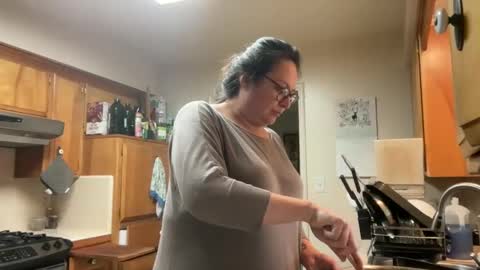 Snapshot of jellybeanin chatting on 12/25/24, 08:07 Jelli online show from 12/25/24, 08:07