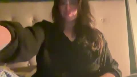 Snapshot of jellybeanin chatting on 01/08/25, 07:13 Jelli online show from 01/08/25, 07:13