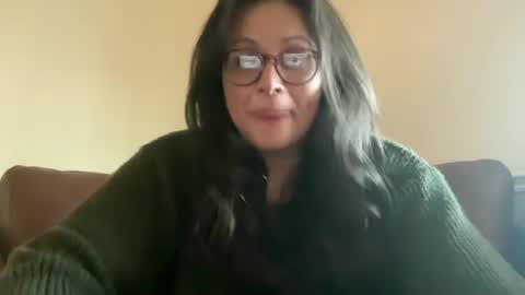 Snapshot of jellybeanin chatting on 01/10/25, 03:48 Jelli online show from 01/10/25, 03:48