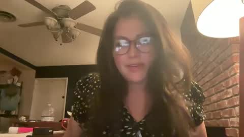 Snapshot of jellybeanin chatting on 01/19/25, 08:29 Jelli online show from 01/19/25, 08:29