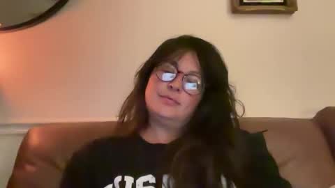 Snapshot of jellybeanin chatting on 04/08/26, 07:19 Jelli online show from 04/08/26, 07:19