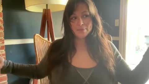 Snapshot of jellybeanin chatting on 04/14/26, 06:14 Jelli online show from 04/14/26, 06:14