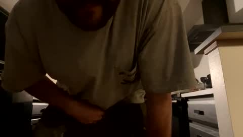 Snapshot of jellyfishfun chatting on 01/02/25, 06:07 Guy Jones online show from 01/02/25, 06:07