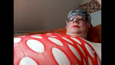 Snapshot of jemini0 chatting on 01/05/25, 12:53 jemini0 online show from 01/05/25, 12:53