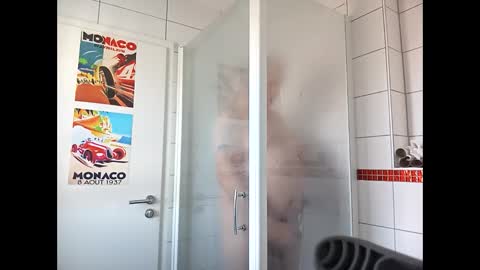 Snapshot of jemini0 chatting on 11/05/25, 09:53 jemini0 online show from 11/05/25, 09:53