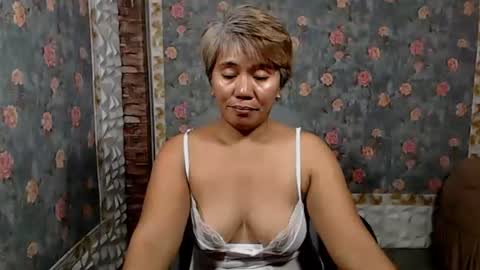 Snapshot of jemm36 chatting on 01/12/25, 06:39 Jem online show from 01/12/25, 06:39