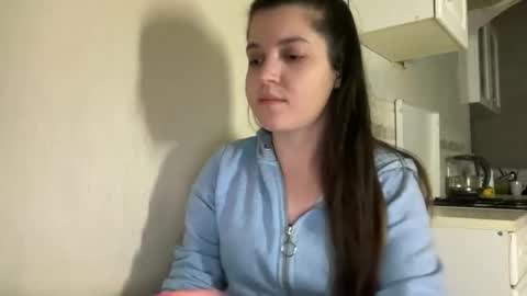 Snapshot of jen_heloise chatting on 11/11/25, 09:37 Jen Heloise online show from 11/11/25, 09:37