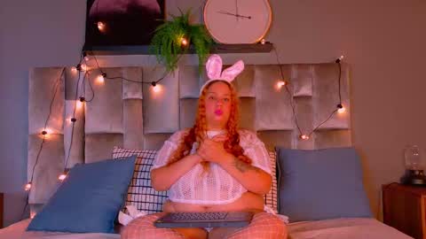 Snapshot of jenacooper__ chatting on 10/25/25, 03:36 Jena online show from 10/25/25, 03:36