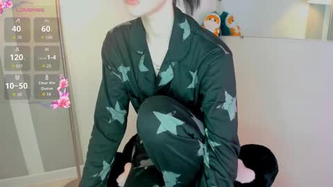 Snapshot of jenayorteg chatting on 11/06/25, 11:11 Molly online show from 11/06/25, 11:11