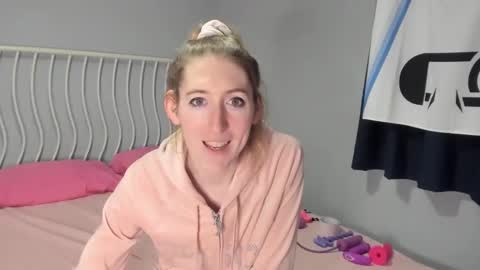 Snapshot of jenbydoll chatting on 01/27/25, 06:20 JenbyDoll online show from 01/27/25, 06:20