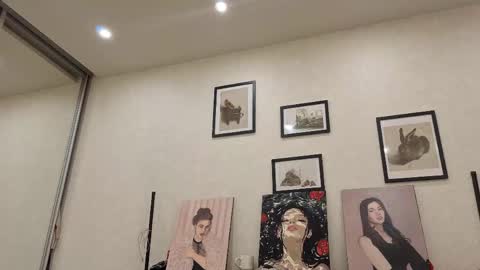 Snapshot of jenie_fire chatting on 05/08/26, 01:38 Dolly online show from 05/08/26, 01:38