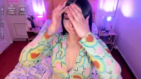 Snapshot of jenifer_james chatting on 04/25/26, 04:04 Jenifer online show from 04/25/26, 04:04