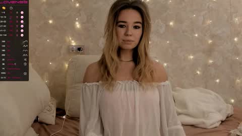 EvaSileZ online show from 11/04/25, 03:22