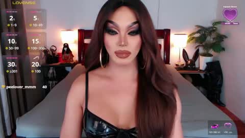 Queen Jenifer online show from 03/24/26, 09:09