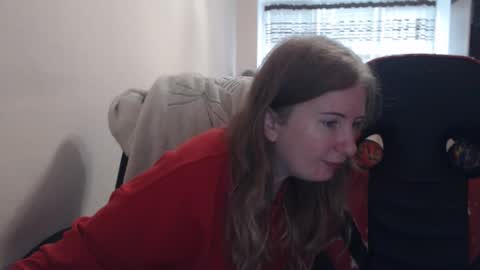 JenisAndPeter online show from 11/12/25, 06:14