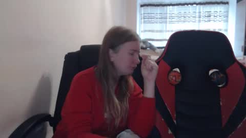 JenisAndPeter online show from 11/20/25, 07:08