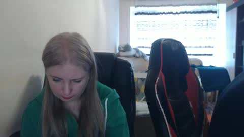 JenisAndPeter online show from 03/24/26, 07:02