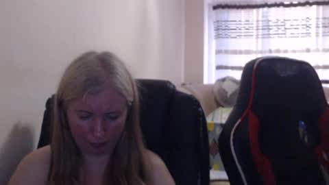 JenisAndPeter online show from 06/16/26, 05:37