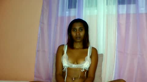 Snapshot of jenita_69 chatting on 07/08/26, 06:01 jenita_69 online show from 07/08/26, 06:01