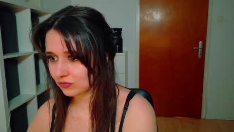 Snapshot of jenna_sxy19 chatting on 01/19/25, 05:39 jennasxy19 online show from 01/19/25, 05:39