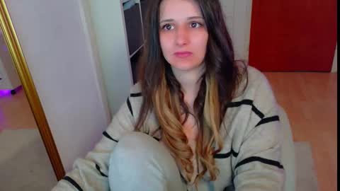 Snapshot of jenna_sxy19 chatting on 09/29/25, 12:21 jennasxy19 online show from 09/29/25, 12:21