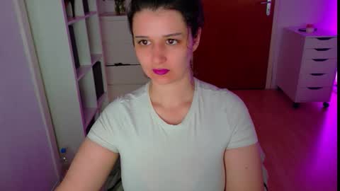 Snapshot of jenna_sxy19 chatting on 10/06/25, 11:29 jennasxy19 online show from 10/06/25, 11:29