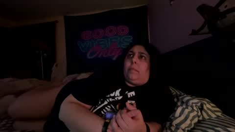 Snapshot of jennabrady chatting on 11/03/25, 12:24 Dragon Queen. Be my Dragon -- and online show from 11/03/25, 12:24