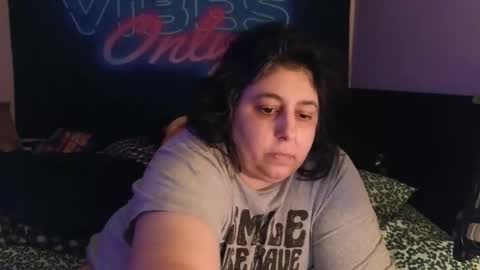 Snapshot of jennabrady chatting on 11/16/25, 11:21 Dragon Queen. Be my Dragon -- and online show from 11/16/25, 11:21