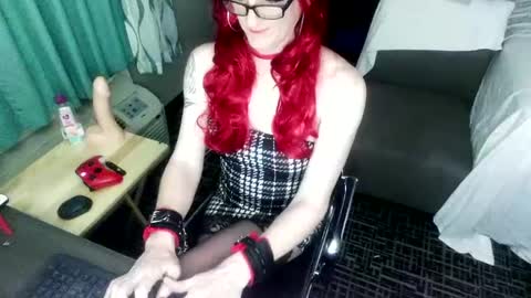 Jenna Cross online show from 01/31/25, 02:58