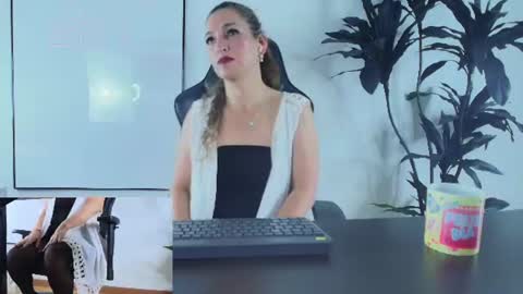  Call Me Jenna  online show from 08/02/26, 03:27