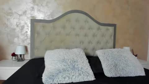 JennaMyers online show from 11/03/25, 08:21