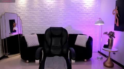 Snapshot of jennaolson chatting on 02/07/26, 07:06 Jenna Olson online show from 02/07/26, 07:06