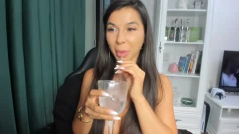 Snapshot of jennasweetass chatting on 07/01/26, 05:56 Jennasweetass online show from 07/01/26, 05:56