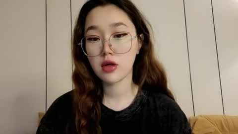 Snapshot of jennatyan chatting on 06/25/26, 03:06 JENNA online show from 06/25/26, 03:06