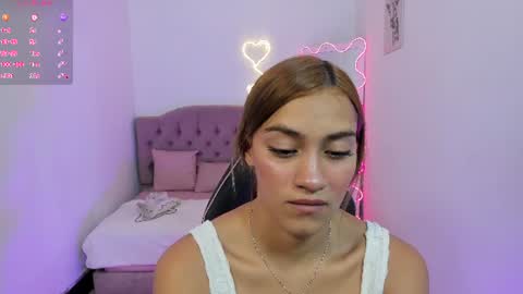 Snapshot of jenner_tay chatting on 07/04/26, 01:23 jenner online show from 07/04/26, 01:23