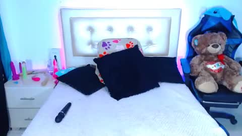 jenn online show from 12/22/24, 11:31