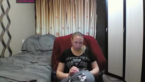 Snapshot of jennideep chatting on 02/27/26, 10:32 JenniDeep online show from 02/27/26, 10:32