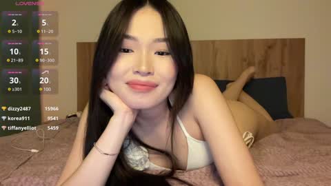 Snapshot of jennie_yung chatting on 01/09/25, 03:26 jennie_yung online show from 01/09/25, 03:26