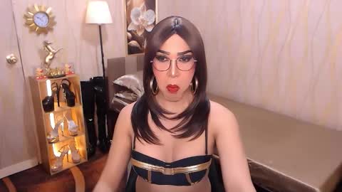 Snapshot of jenniegarcia chatting on 01/17/26, 05:49 jenniegarcia online show from 01/17/26, 05:49