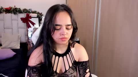 Snapshot of jennielim chatting on 12/11/24, 03:15 Lim Jennie online show from 12/11/24, 03:15