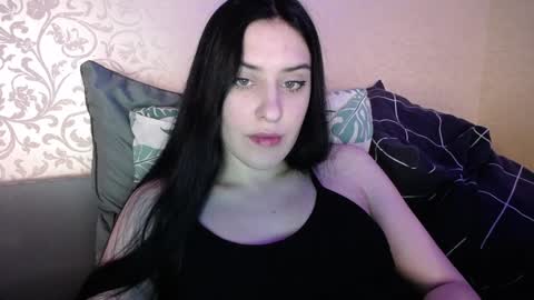 Snapshot of jennifeeeer chatting on 01/23/25, 10:22 Helen online show from 01/23/25, 10:22